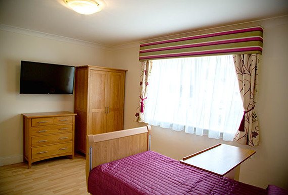 Larkhall Springs Bedroom